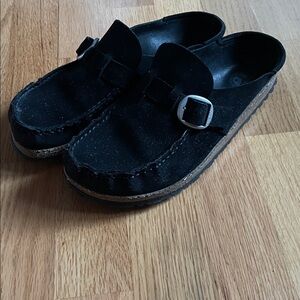 Birkenstock 40 N  Black suede loafer